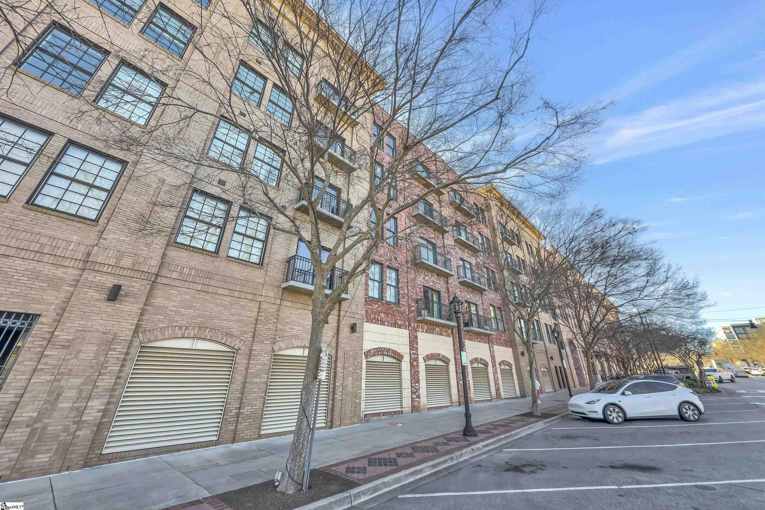 927 South Main Street, Unit 309 Greenville, SC 29601 - Photo 20 of 23