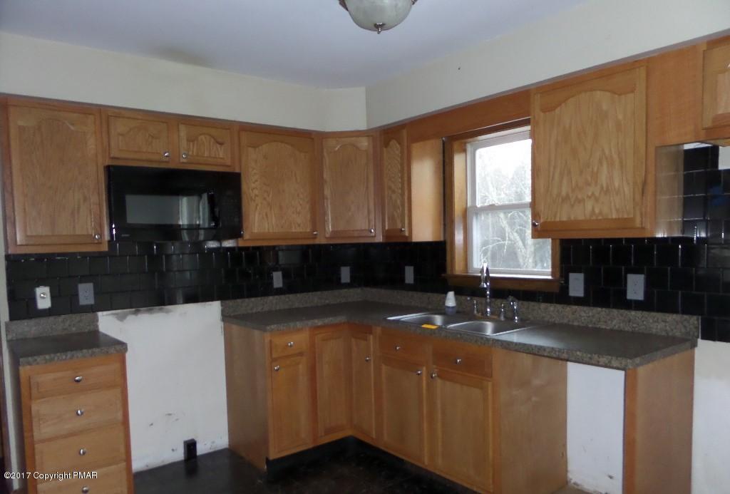 163 Sunset Road East Stroudsburg, PA 18302 - Photo 10 of 11 SAM_9326