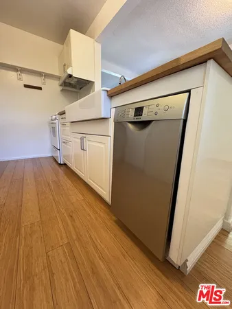 $3,750 | 748 East Kensington Road, Los Angeles, CA 90026