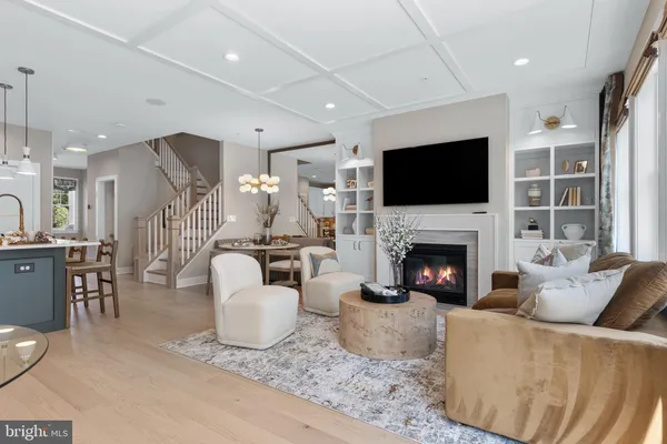 $697,030 | 215 Foxhedge Road, Chalfont, PA 18914