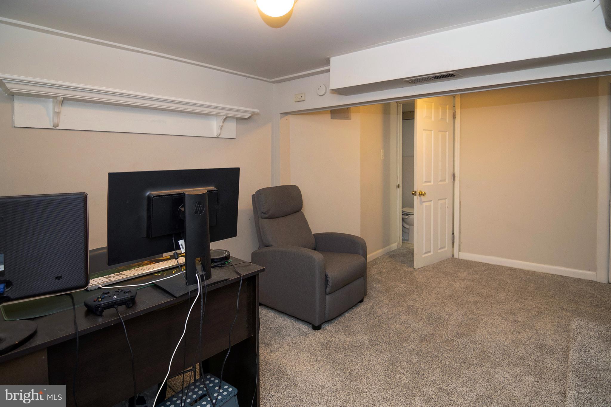 211 Chestnut Street Glendora, NJ 08029 - Photo 21 of 34 a living room with furniture and a window