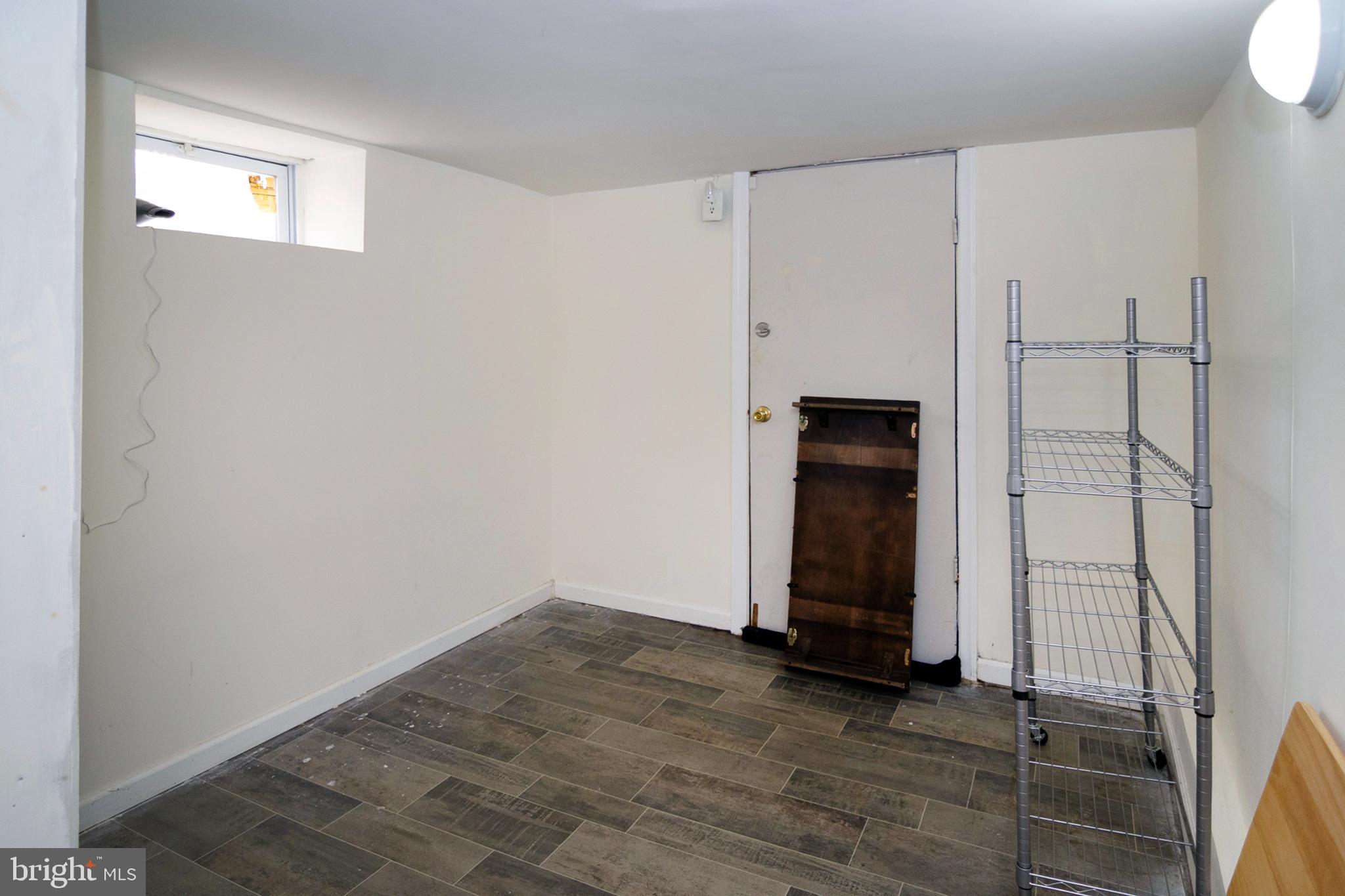 211 Chestnut Street Glendora, NJ 08029 - Photo 24 of 34 a view of an empty room