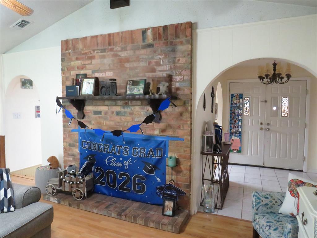 3308 Spring Valley Drive Bedford, TX 76021 - Photo 8 of 34