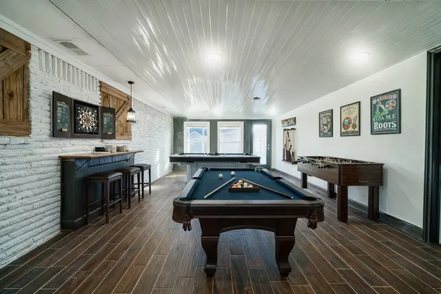 $353,000 | 4913 West 43rd Street, Houston, TX 77092