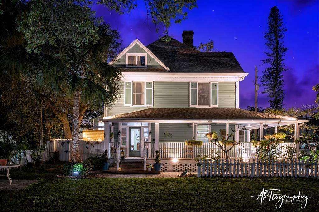 304 15th Street West Bradenton, FL 34205 - Photo 4 of 75