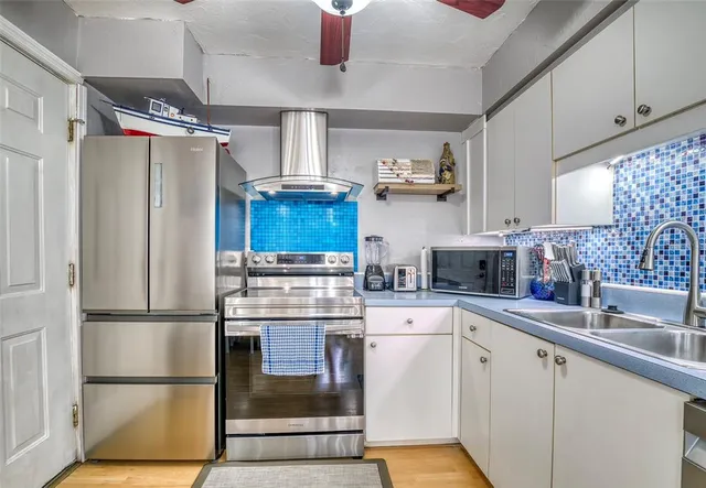 $995,000 | 304 15th Street West, Bradenton, FL 34205