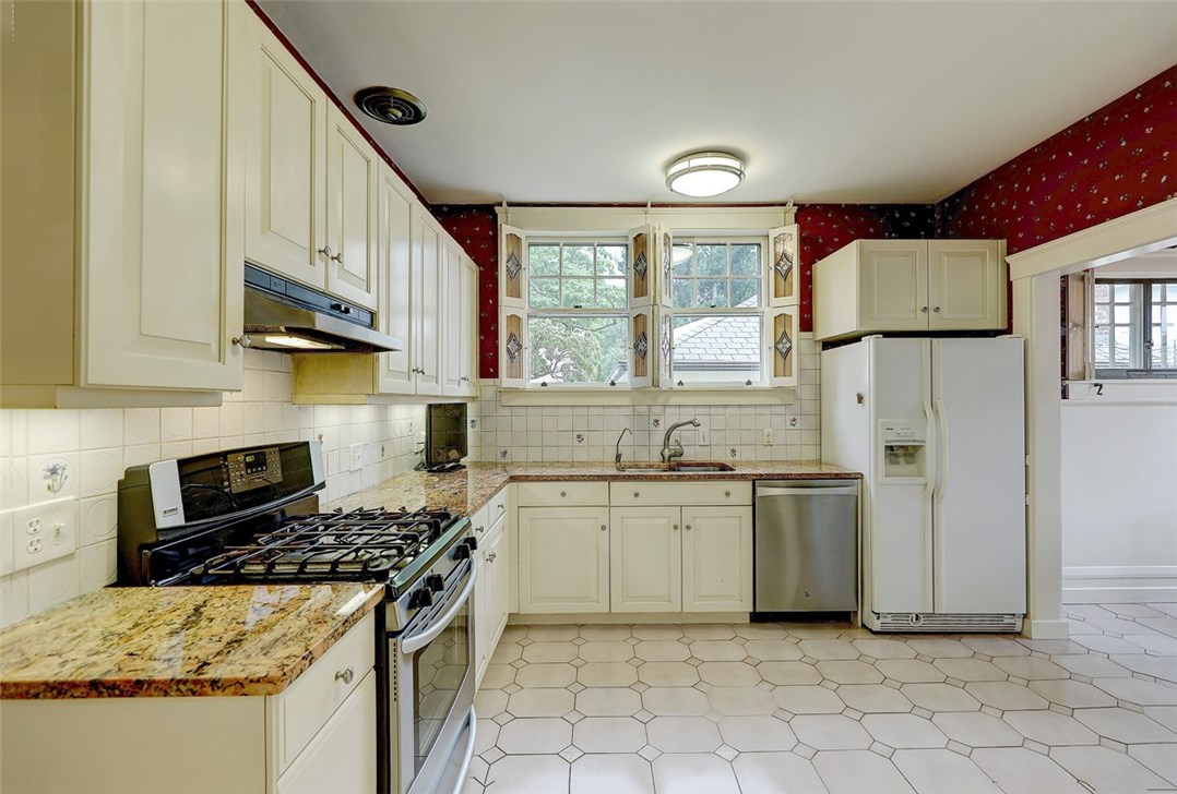 5 Progress Street Pawtucket, RI 02860 - Photo 20 of 50