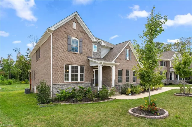 $634,500 | 8867 Bakersfield Drive, Kernersville, NC 27284