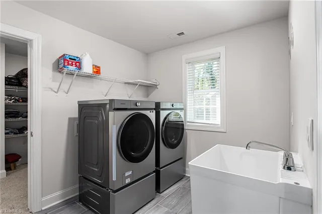 $634,500 | 8867 Bakersfield Drive, Kernersville, NC 27284