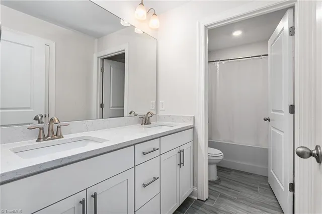 $634,500 | 8867 Bakersfield Drive, Kernersville, NC 27284