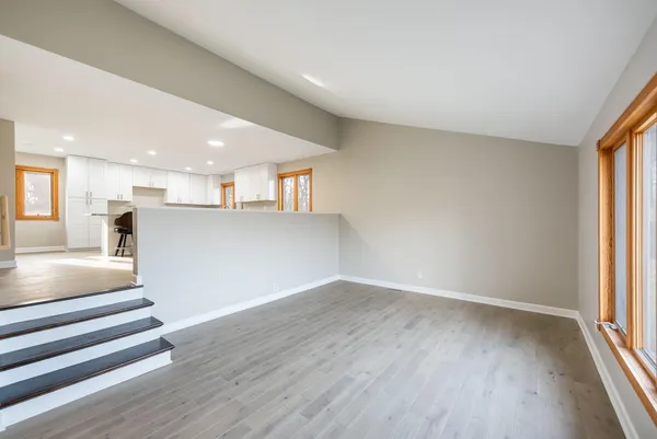 $295,000 | 4710 Oaklane Drive, Griffith, IN 46319