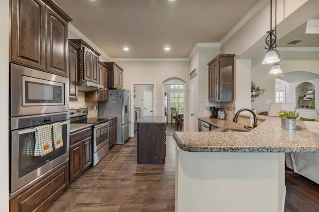 $524,975 | 160 Blue Ribbon Lane, Stephenville, TX 76401