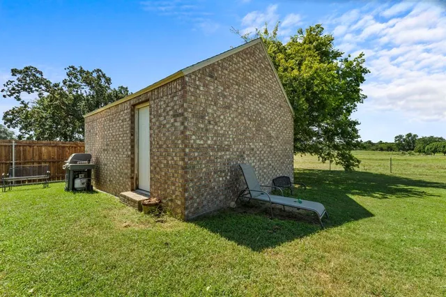 $524,975 | 160 Blue Ribbon Lane, Stephenville, TX 76401