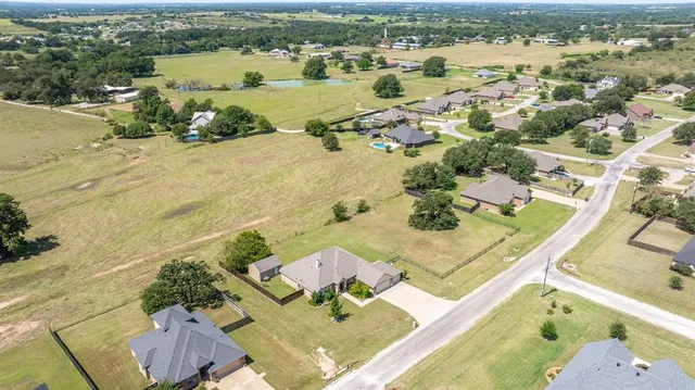 $524,975 | 160 Blue Ribbon Lane, Stephenville, TX 76401