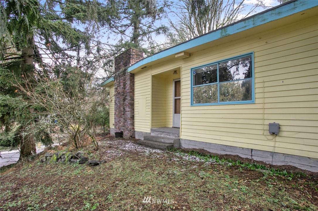7407 Gatewood Road Southwest Seattle, WA 98136 - Photo 1 of 15 Gallery Image 1