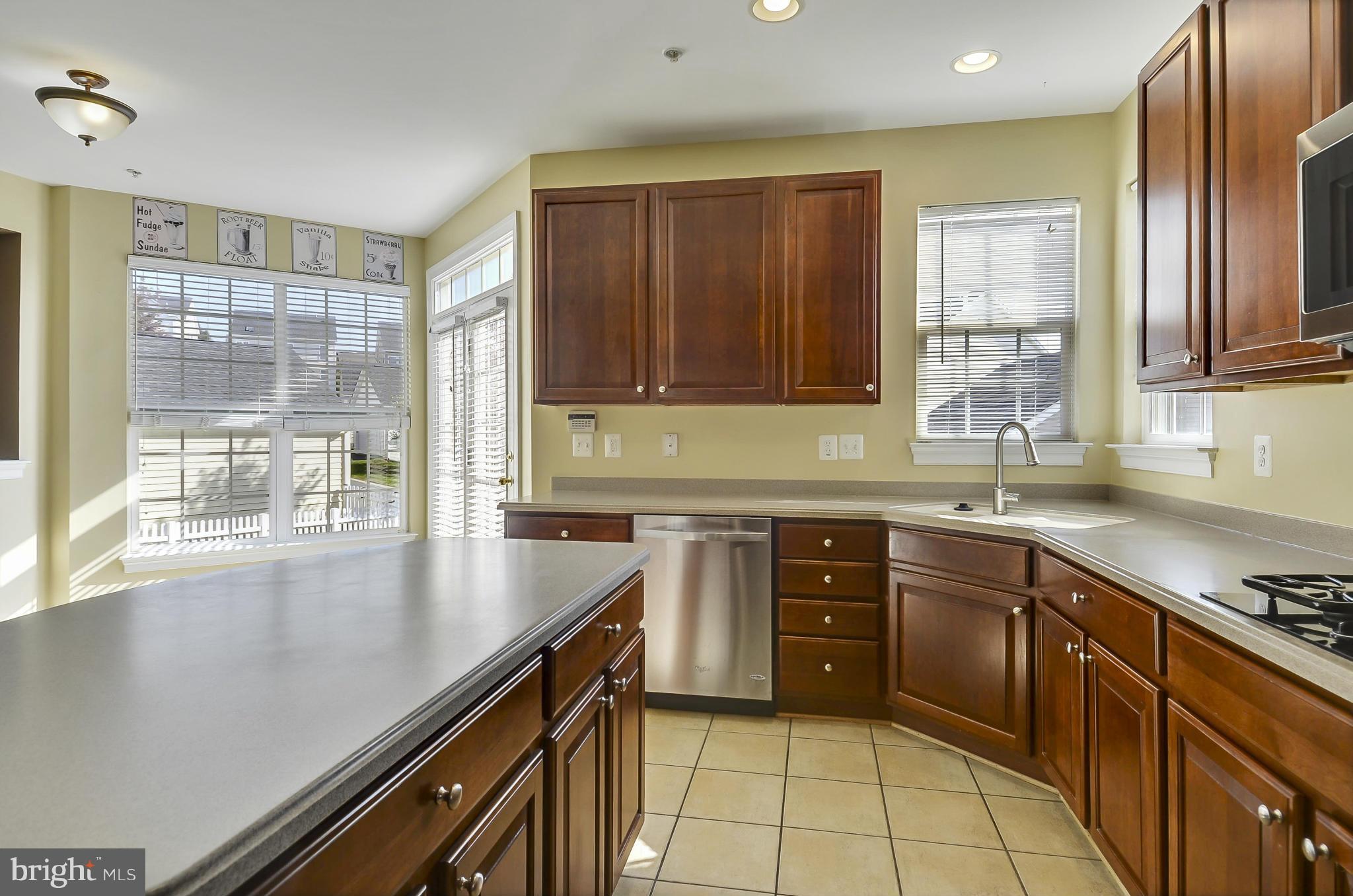 23113 Birch Mead Road Clarksburg, MD 20871 - Photo 6 of 30 Kitchen