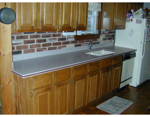 96 Mack Road Fitchburg, MA 01420 - Photo 4 of 23 Gallery Image 4