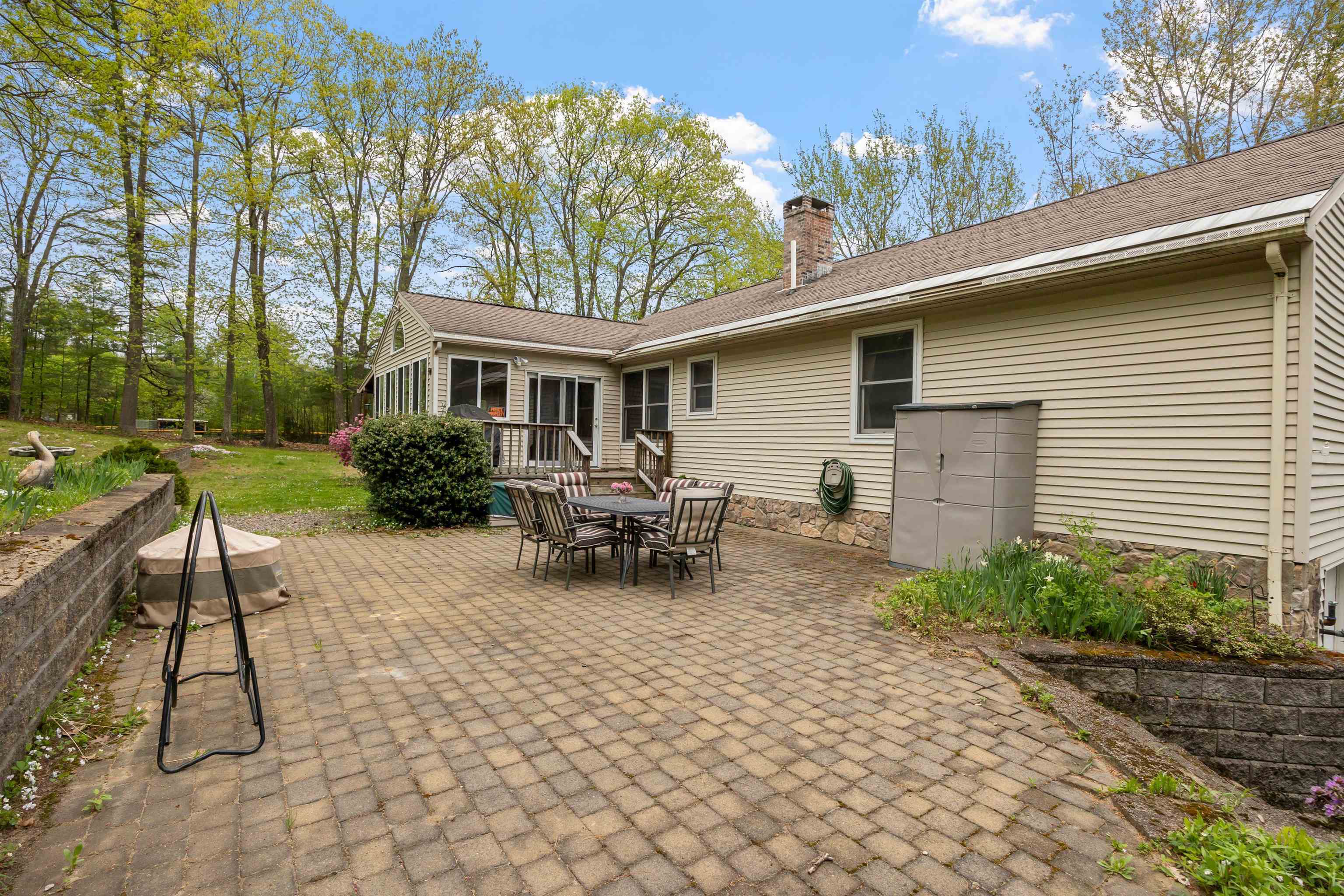 24 Stone Road Gilford, NH 03249 - Photo 8 of 40 Gallery Image 8
