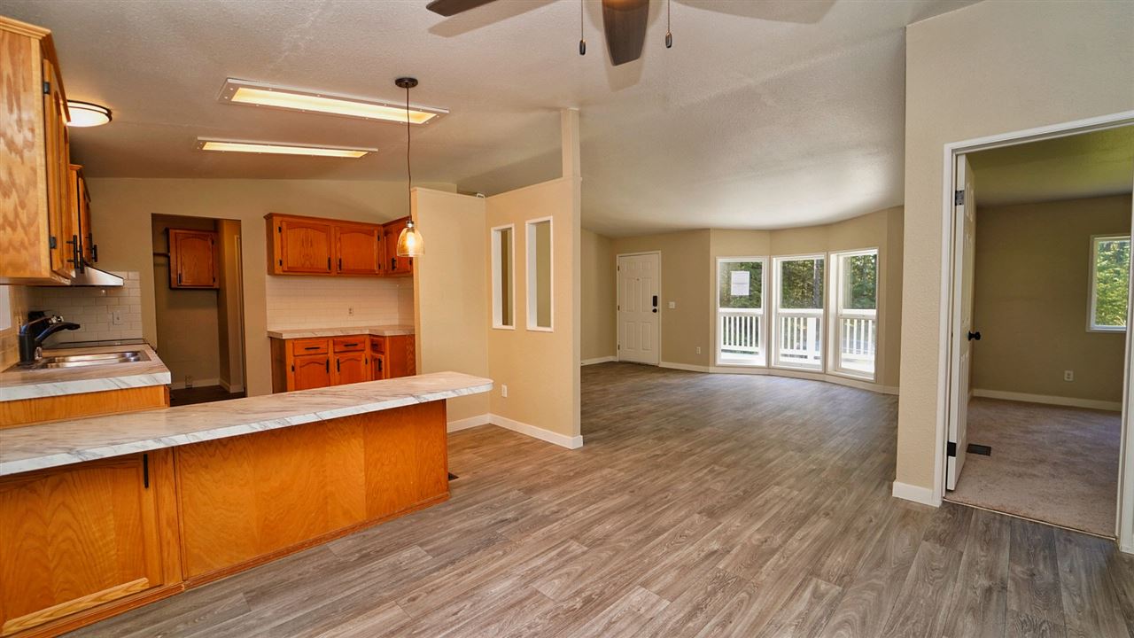 916 Lee Hedrick Road Colville, WA 99114 - Photo 4 of 20