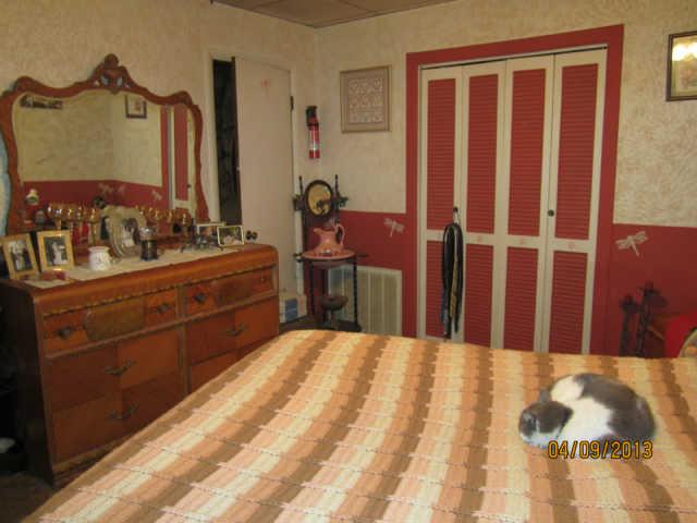48 Old Murfreesboro Road Manchester, TN 37355 - Photo 12 of 14 View of master bedroom