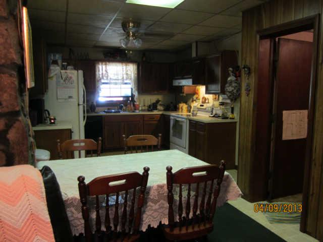 48 Old Murfreesboro Road Manchester, TN 37355 - Photo 6 of 14 View of kithcen