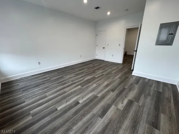 $2,500 | 16 North Avenue, Garwood, NJ 07027