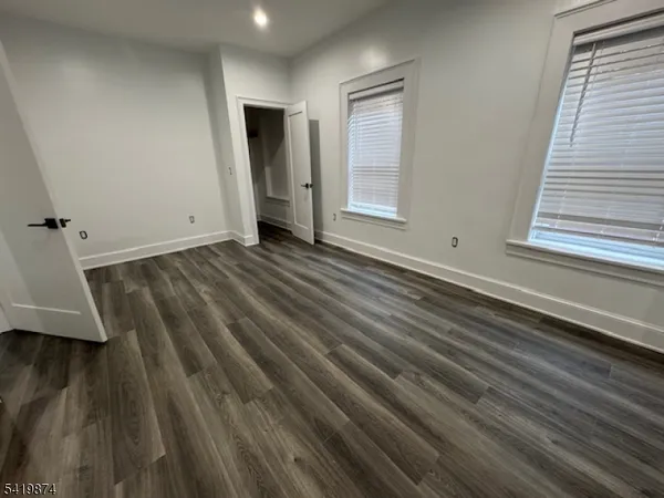 $2,500 | 16 North Avenue, Garwood, NJ 07027