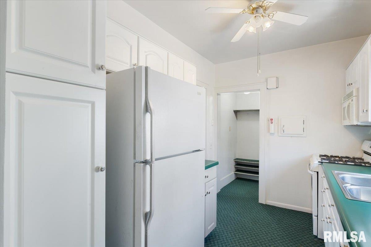 2415 5th Street Moline, IL 61265 - Photo 24 of 38 Gallery Image 24