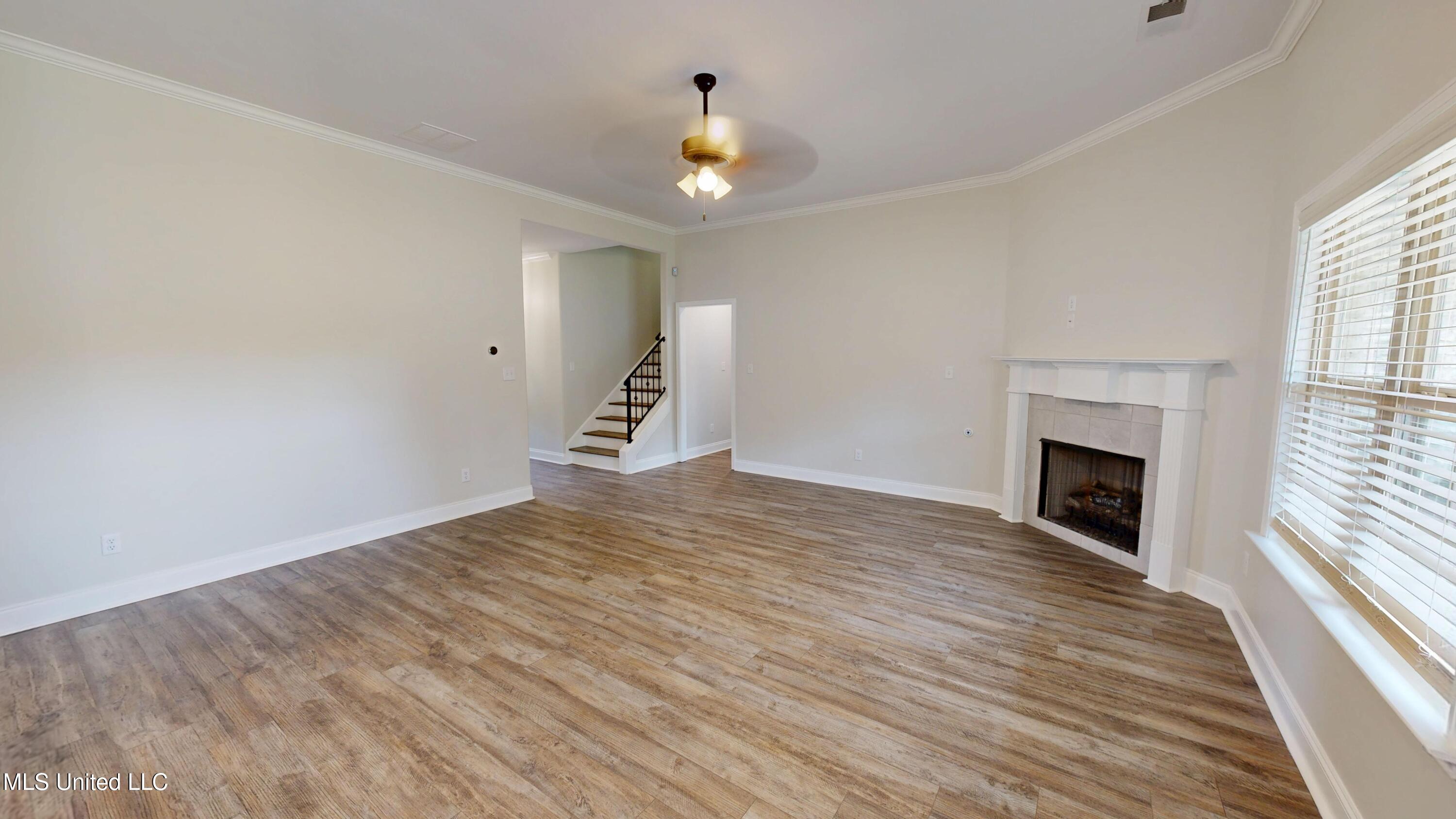 5217 Nail Road Olive Branch, MS 38654 - Photo 16 of 37 Living Room