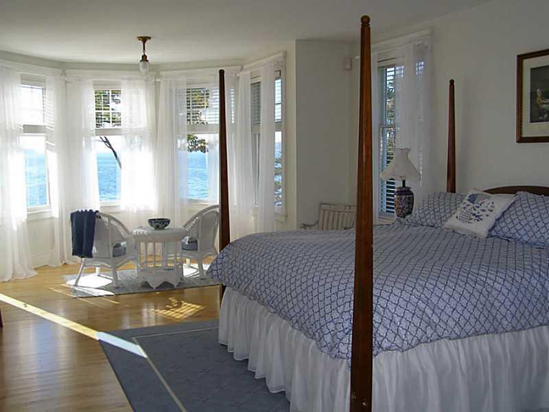 54 Stone Cove Road East Boothbay, ME 04544 - Photo 8 of 17 Master Bedroom.