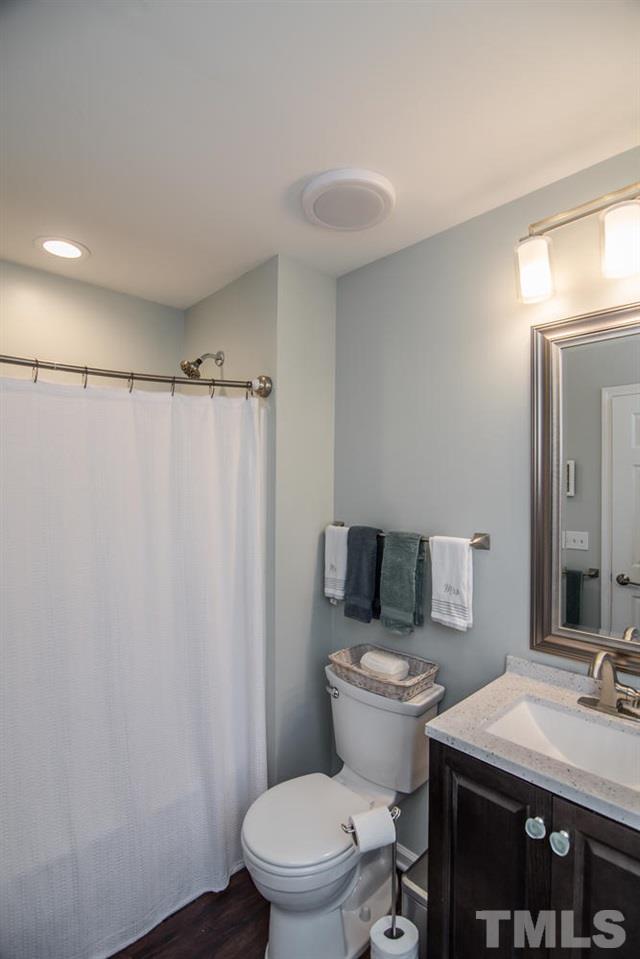 107 Eldon Lane Apex, NC 27502 - Photo 19 of 29 Rotating Shower Bar