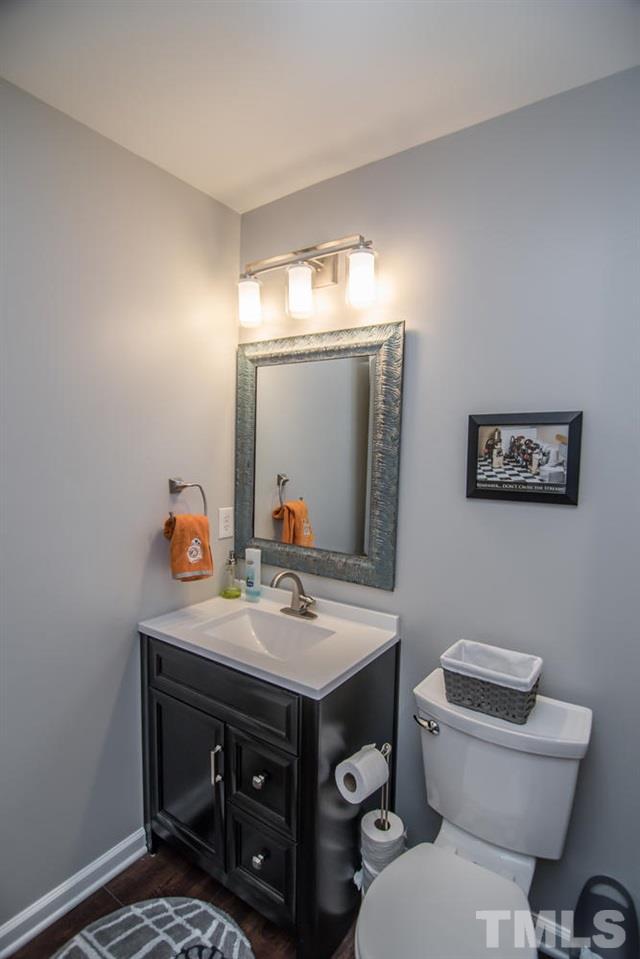 107 Eldon Lane Apex, NC 27502 - Photo 20 of 29 Rotating Shower Bar