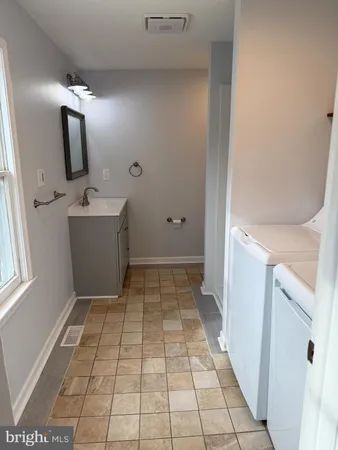$2,500 | 1036 South Spring Road, Vineland, NJ 08361