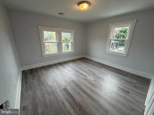 $2,500 | 1036 South Spring Road, Vineland, NJ 08361