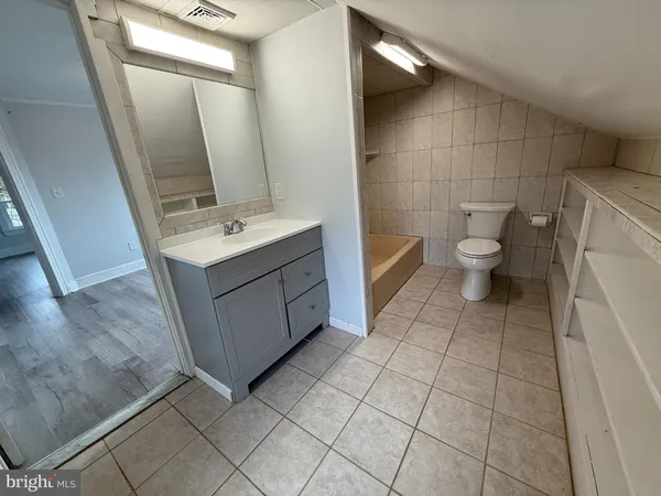 $2,500 | 1036 South Spring Road, Vineland, NJ 08361