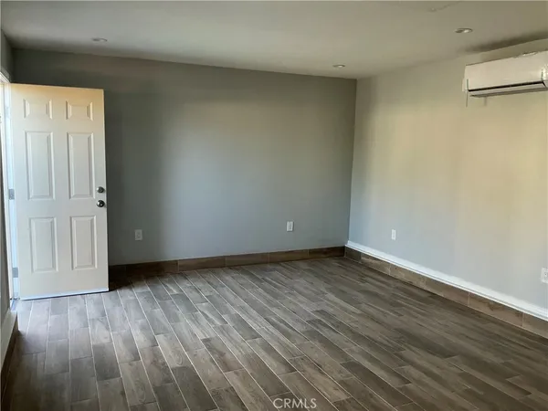 $1,500 | 3229 Locust Avenue, Unit 1/2, Long Beach, CA 90807