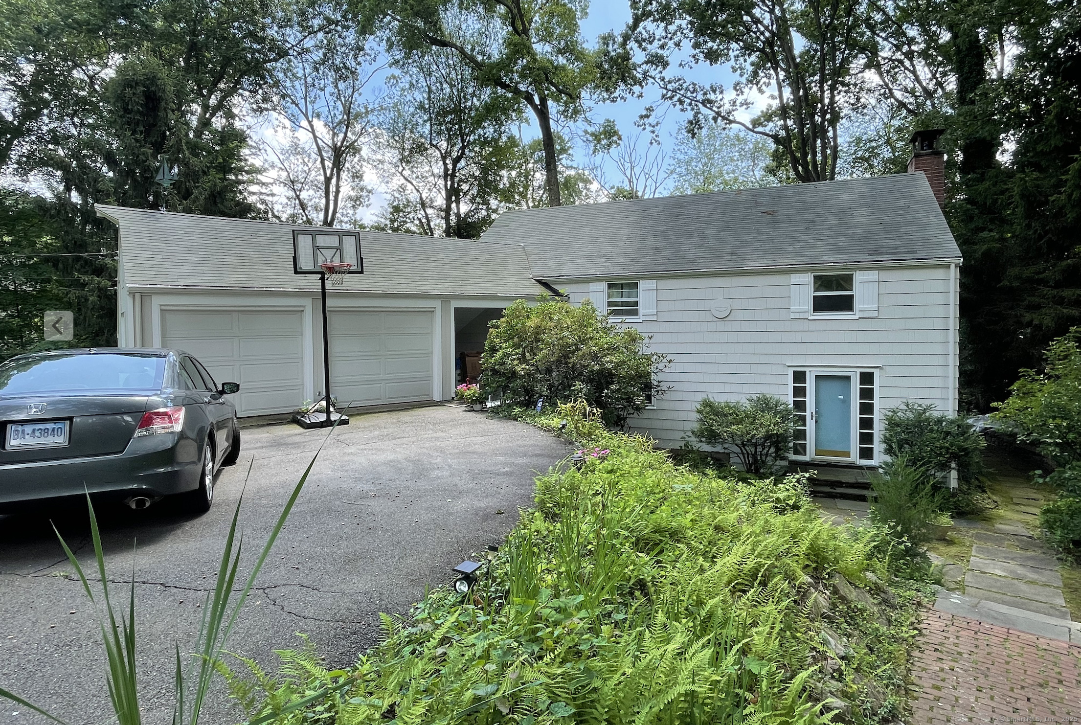 5 Little Brook Road Norwalk, CT 06853 - Photo 2 of 38