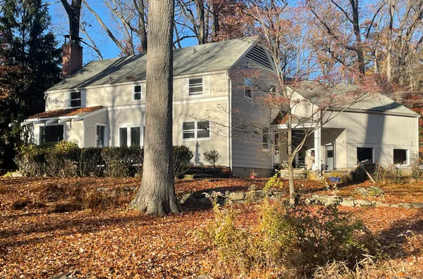 $7,000 | 5 Little Brook Road, Norwalk, CT 06853