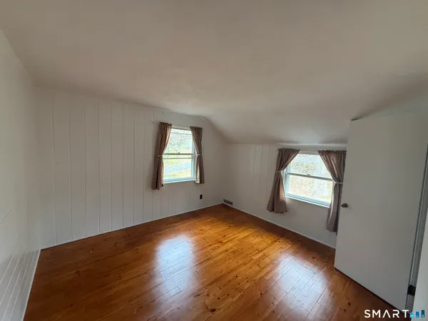 $7,000 | 5 Little Brook Road, Norwalk, CT 06853