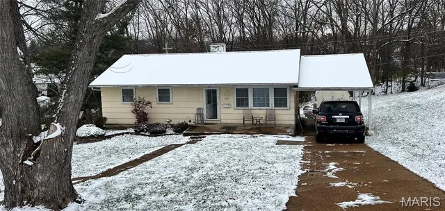 $230,000 | 610 Edgewood Lane, Festus, MO 63028
