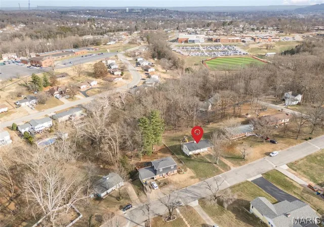 $230,000 | 610 Edgewood Lane, Festus, MO 63028