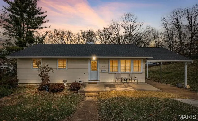 $230,000 | 610 Edgewood Lane, Festus, MO 63028