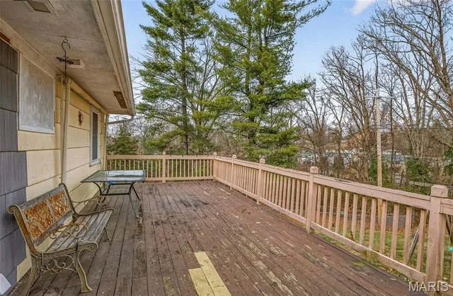 $230,000 | 610 Edgewood Lane, Festus, MO 63028