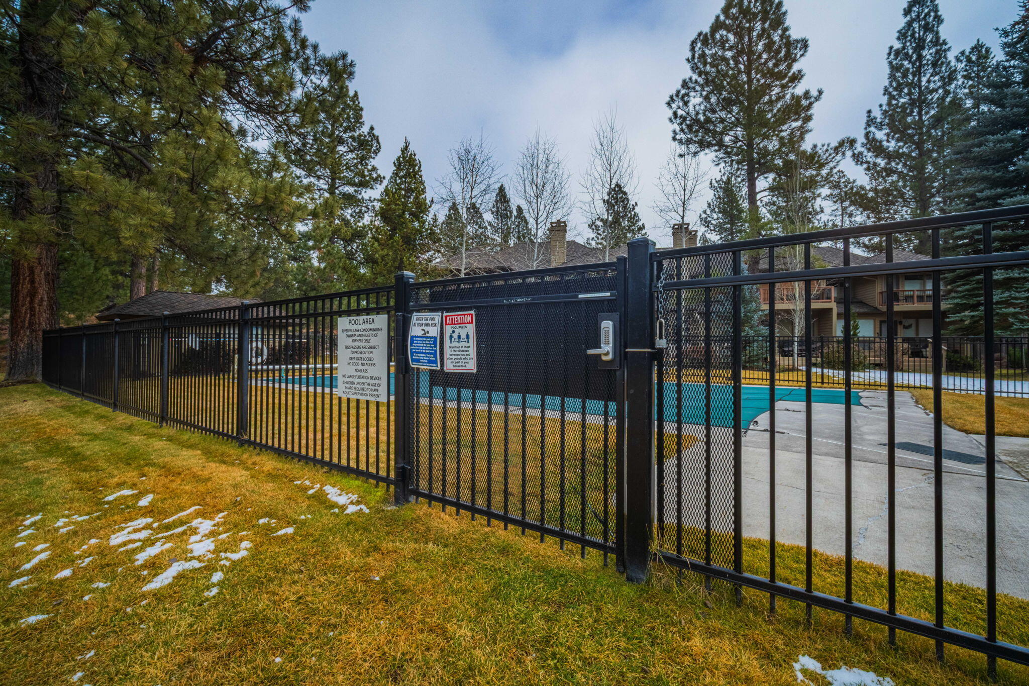 17675 Bittern Lane, Unit 19 Sunriver, OR 97707 - Photo 41 of 42 45-web-or-mls-19 River Village-45