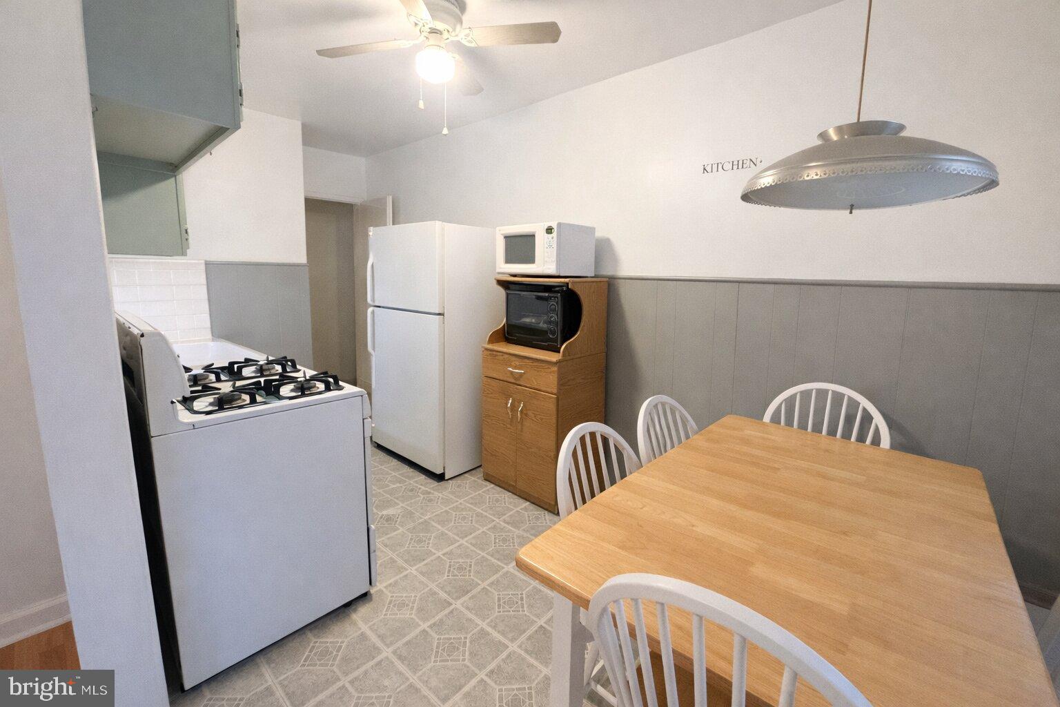 6628 Erdrick Street Philadelphia, PA 19135 - Photo 3 of 4 Bright and inviting kitchen space.