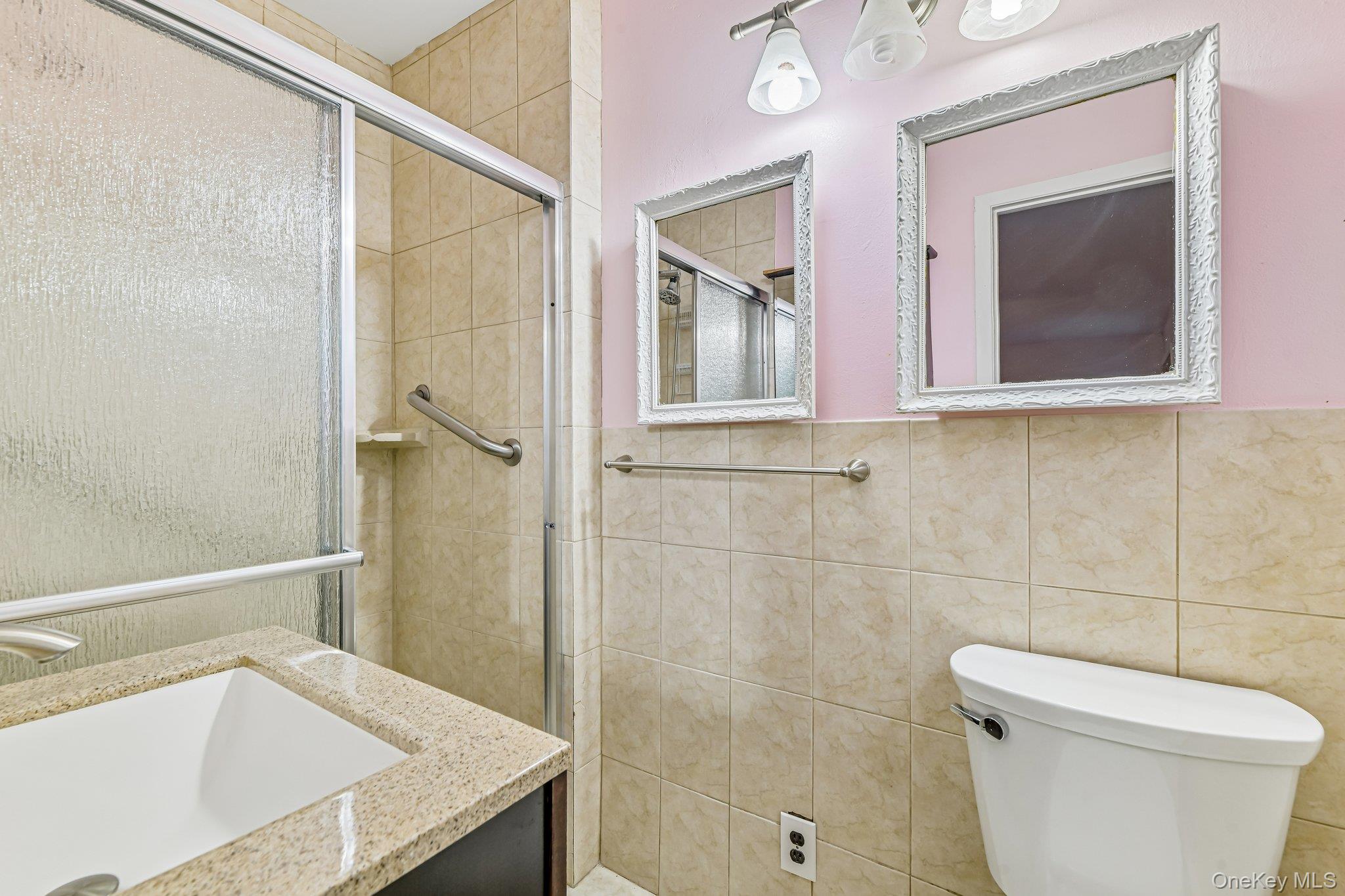 237 Cedar Road East Northport, NY 11731 - Photo 27 of 45