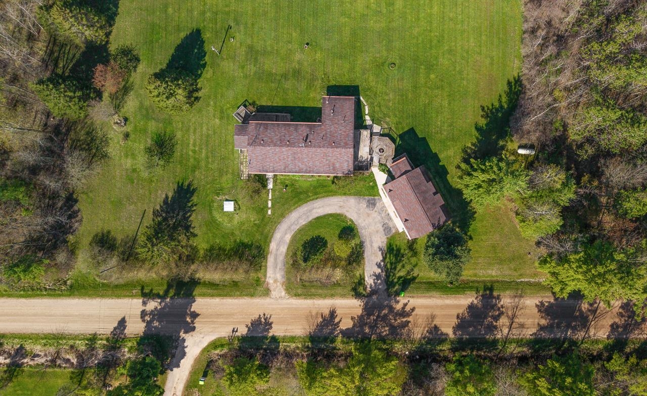 3840 Long Road Beaverton, MI 48612 - Photo 11 of 36