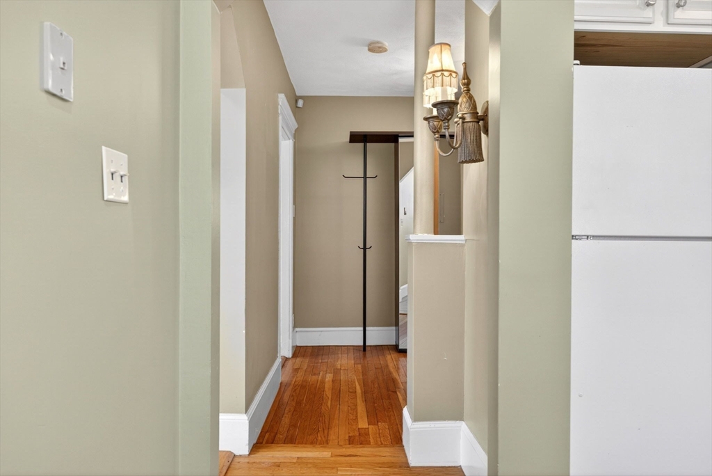 164 Strathmore Road, Unit 4 Boston, MA 02135 - Photo 9 of 31 Gallery Image 9