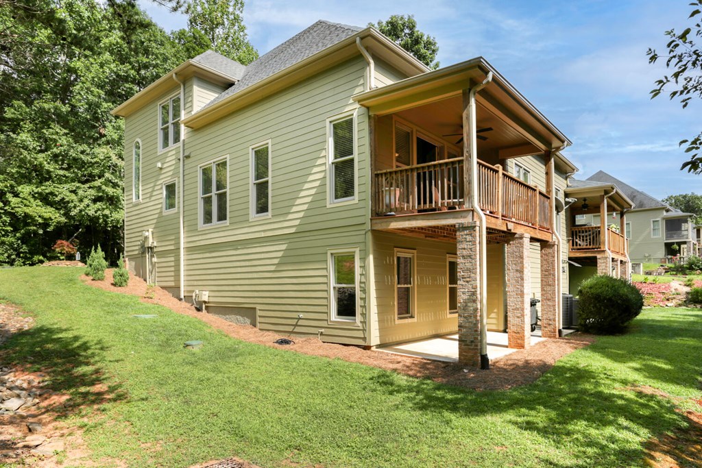 300 Licklog Ridge Hayesville, NC 28904 - Photo 3 of 53 Gallery Image 3