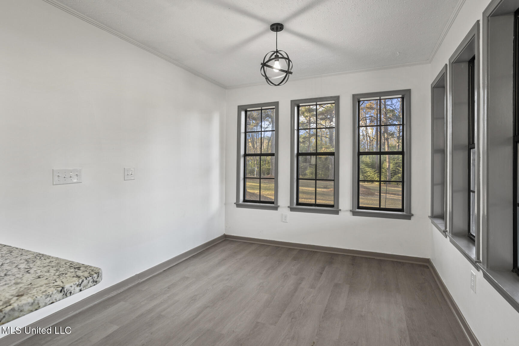 210 Haddon Circle Brandon, MS 39047 - Photo 15 of 39 210 Haddon Cir-12
